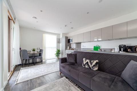 1 bedroom flat for sale, Peregrine Point, Enfield, Greater London