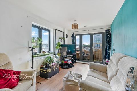 2 bedroom apartment for sale, Thomas Fyre Drive, LONDON