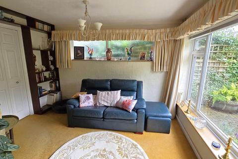 21a Ocklynge Close, Bexhill-on-sea, TN39 4PF