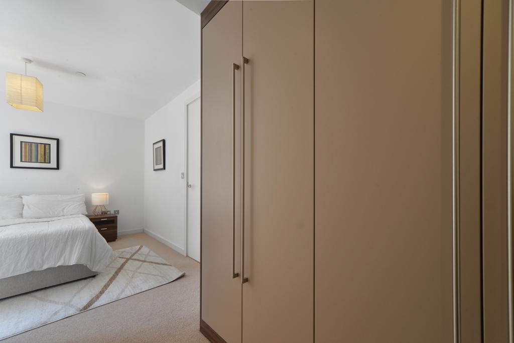 Axis Apartments