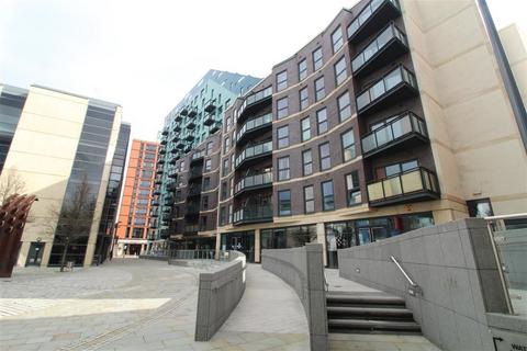 2 bedroom flat to rent, One Brewery Wharf, Leeds, UK, LS10