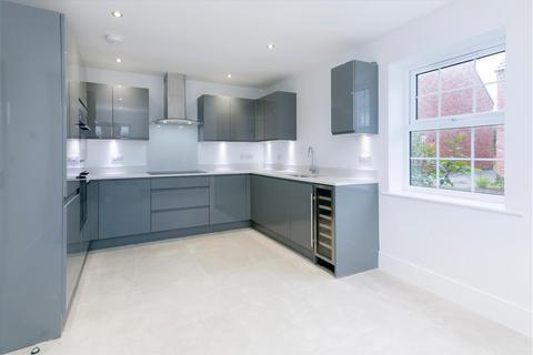 4 bedroom detached house for sale, Market Weighton, York, East Yorkshire, YO43 3FZ