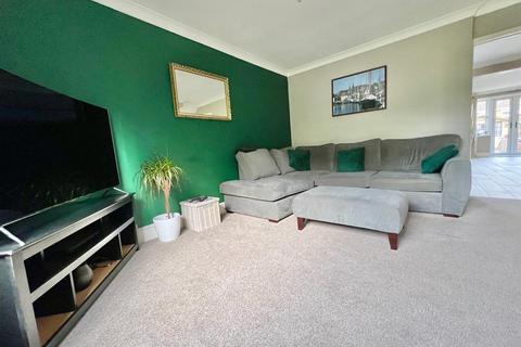3 Springfield Road, Burnham-on-crouch, CM0 8TF