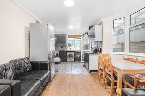 4 bedroom terraced house for sale, Milton Avenue, East Ham, London, E6