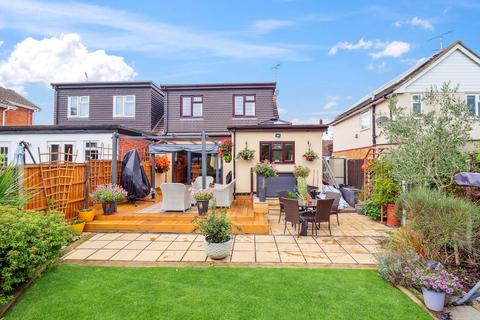 3 bedroom semi-detached house for sale, Bartley Road, Benfleet