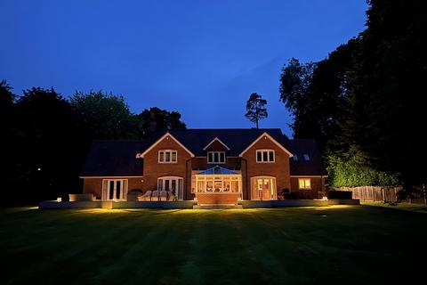 5 bedroom detached house for sale, Tower Hill, Chipperfield