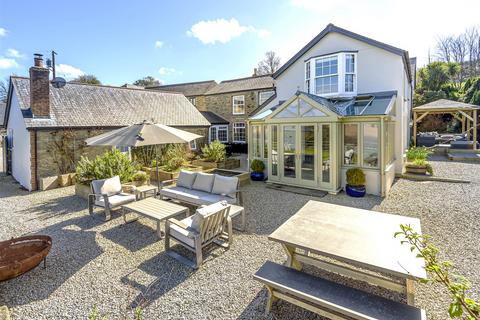 4 bedroom detached house for sale, St Newlyn East