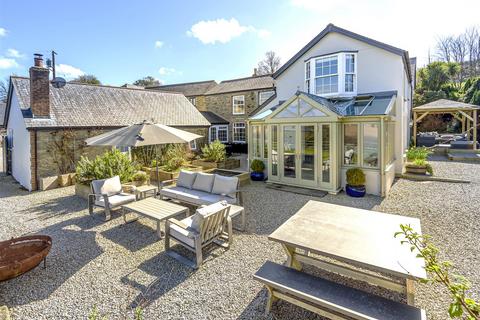 5 bedroom detached house for sale, St Newlyn East