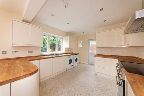 4 bedroom detached house for sale, Camberley, Surrey