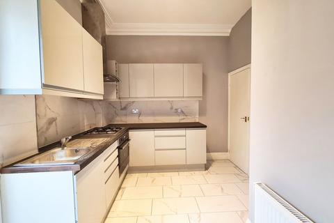 1 bedroom ground floor flat for sale, Britannia Road, Westcliff On Sea SS0