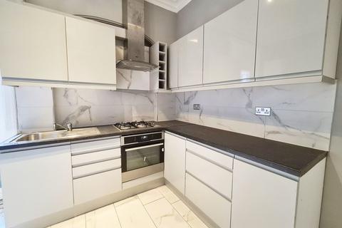 1 bedroom ground floor flat for sale, Britannia Road, Westcliff On Sea SS0