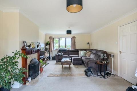 4 bedroom detached house to rent, Banbury OX17