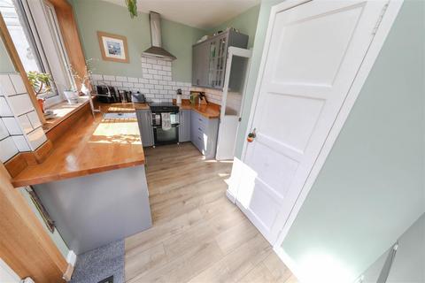45 Carleton Crescent, Glenrothes, KY7 5AN