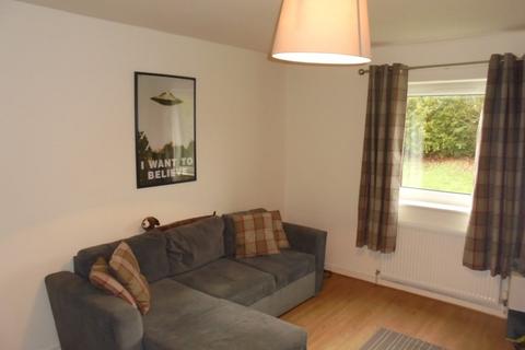 3 bedroom semi-detached house to rent, Glenallan Drive, Edinburgh EH16