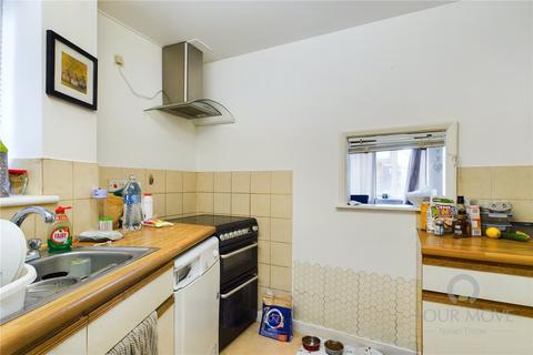 2 bedroom flat for sale, Lutterworth Road, Abington, Northampton NN1