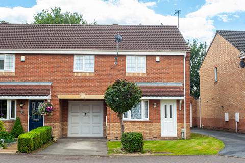 3 bedroom end of terrace house to rent, Mill View Road, Beverley HU17