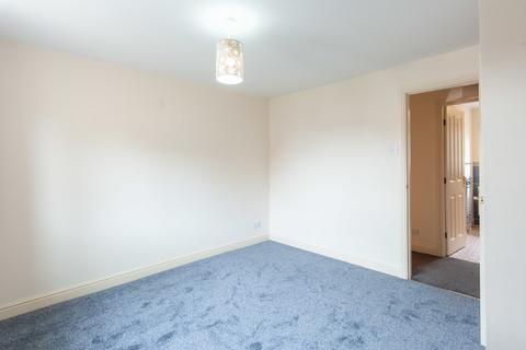 3 bedroom end of terrace house to rent, Mill View Road, Beverley HU17