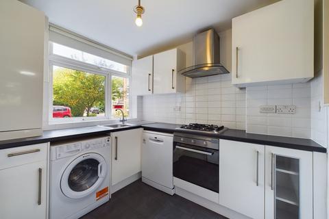 2 bedroom apartment to rent, Gordon Road, Ealing W5