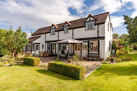 4 bedroom detached house for sale, Shutter Lane, Cheltenham GL52