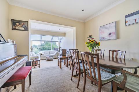 52 King Edward Road, Barnet, EN5 5AU