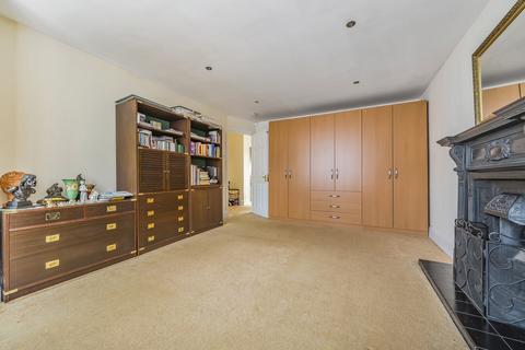 52 King Edward Road, Barnet, EN5 5AU