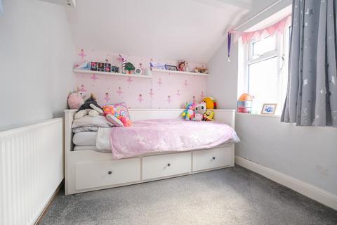 7 Littlejohn Road, Orpington, BR5 2BX