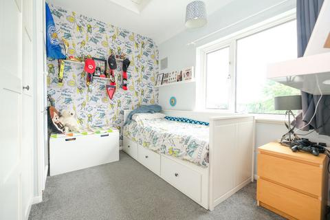7 Littlejohn Road, Orpington, BR5 2BX