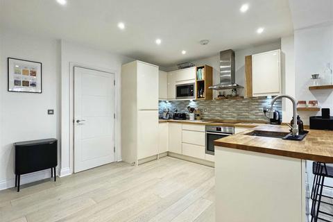 26 Hardy Close, Chelmsford, CM1 1AE