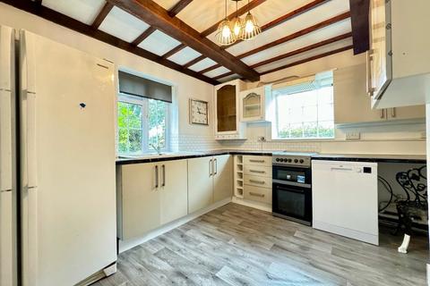 4 bedroom semi-detached house for sale, High Street, Southminster