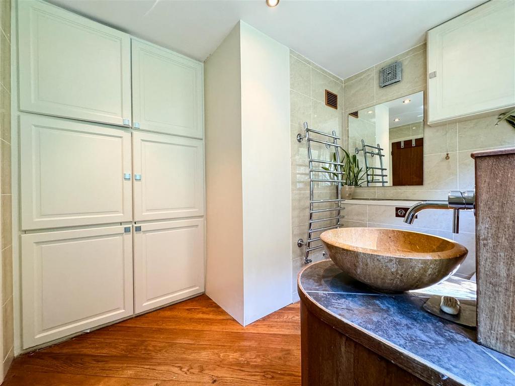 Family bath and shower room