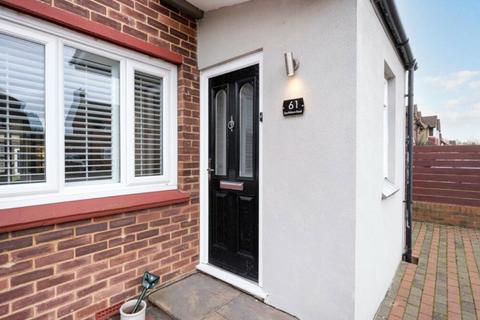 3 bedroom terraced house for sale, Southdown Road, Hersham, KT12