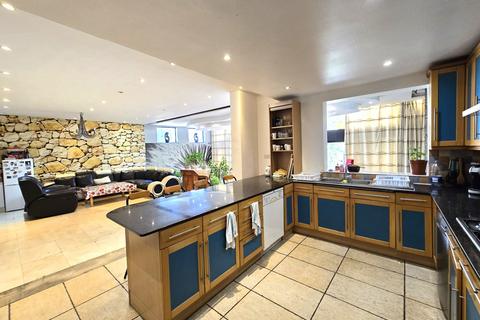 8 bedroom detached house for sale, Finchley Lane, NW4