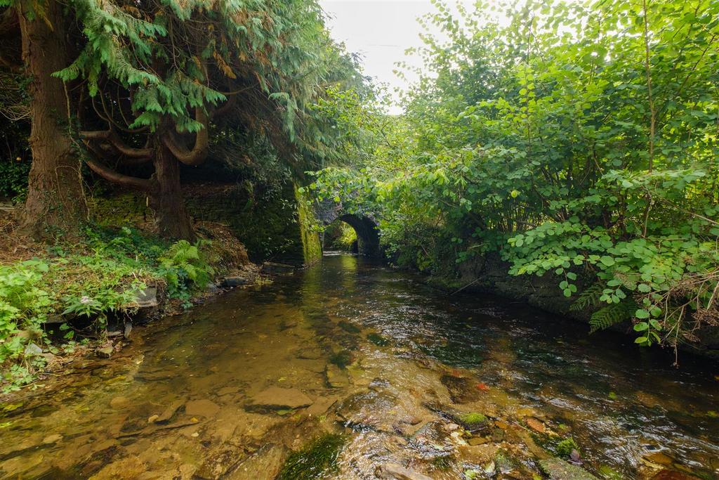 Parry Landlooe Bridge Farm 68.jpg