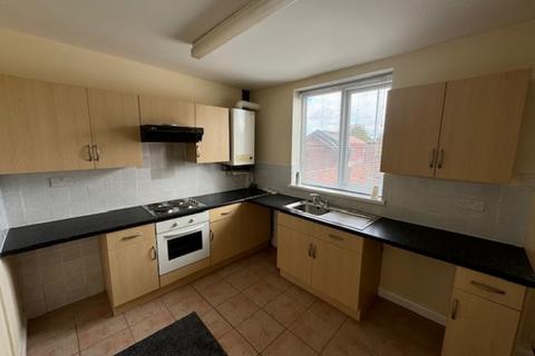 3 bedroom terraced house to rent, Cambridge Street, South Elmsall, Pontefract