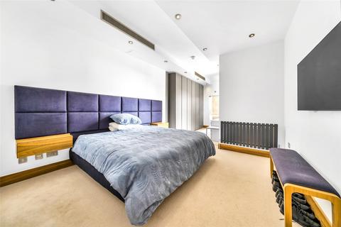 4 bedroom apartment to rent, Queen's Gate Terrace, London, SW7