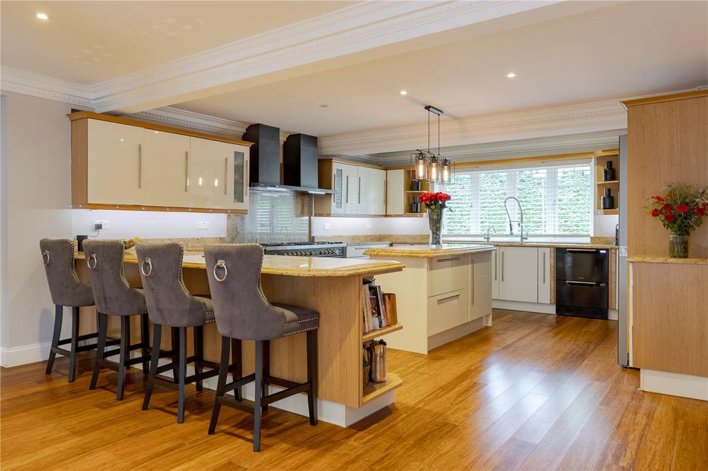 Kitchen/Breakfast