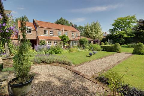 4 bedroom detached house for sale, Low Street, Sancton