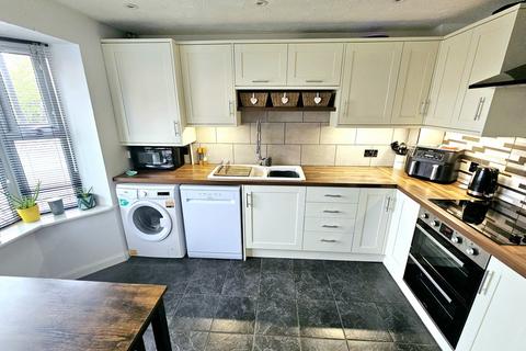 17 Baler Close, Daventry, NN11 0WP