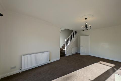 3 bedroom terraced house to rent, Warmfield Lane, Warmfield, Wakefield, West Yorkshire, UK, WF1