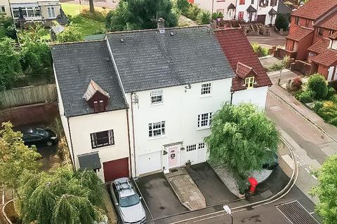 4 bedroom terraced house for sale, Beaufort Place, Chepstow NP16