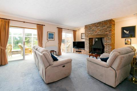 4 bedroom detached house for sale, Stamford Bridge Road, Dunnington, York, North Yorkshire, YO19 5LL