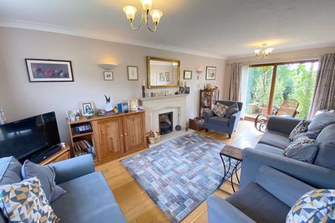 5 Bradfield Close, Warminster, BA12 9JT