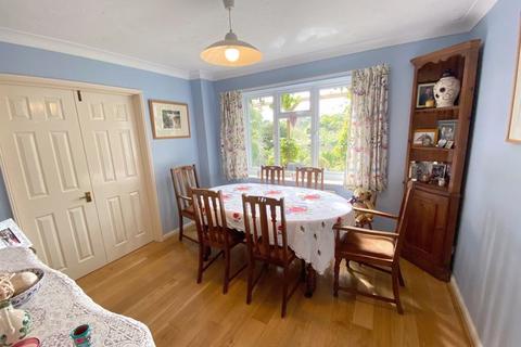 5 Bradfield Close, Warminster, BA12 9JT