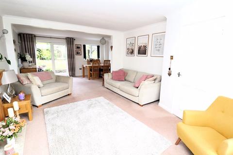 3 bedroom detached house for sale, The Glades, Aldridge