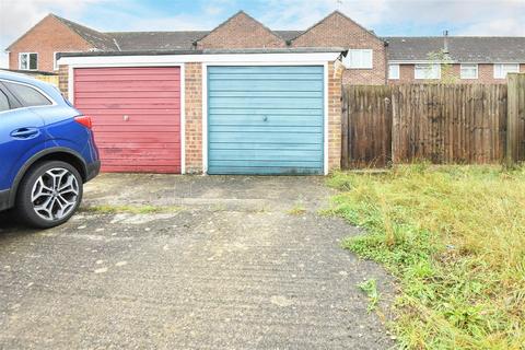 3 bedroom terraced house for sale, Drynham Road, Trowbridge