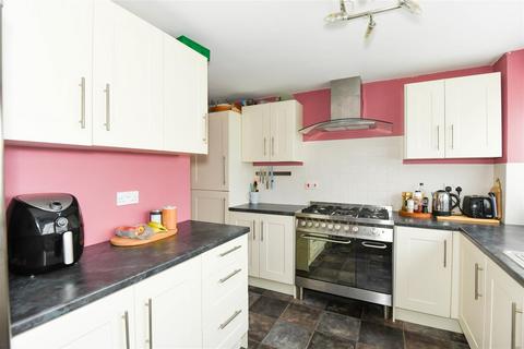66 Drynham Road, Trowbridge, BA14 0PF