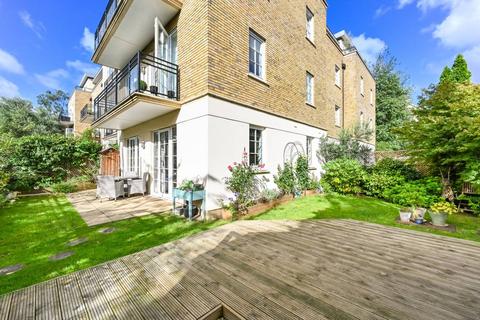 1 bedroom flat for sale, Whitcome Mews, Kew, Richmond, TW9