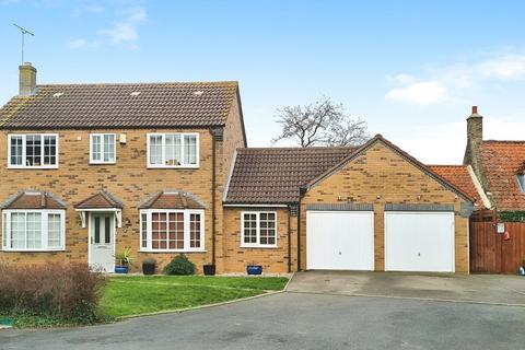 4 bedroom detached house for sale, Maple Drive, Stilton, PE7