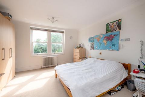8c Aberdare Gardens, London, NW6 3PY