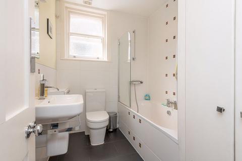 8c Aberdare Gardens, London, NW6 3PY